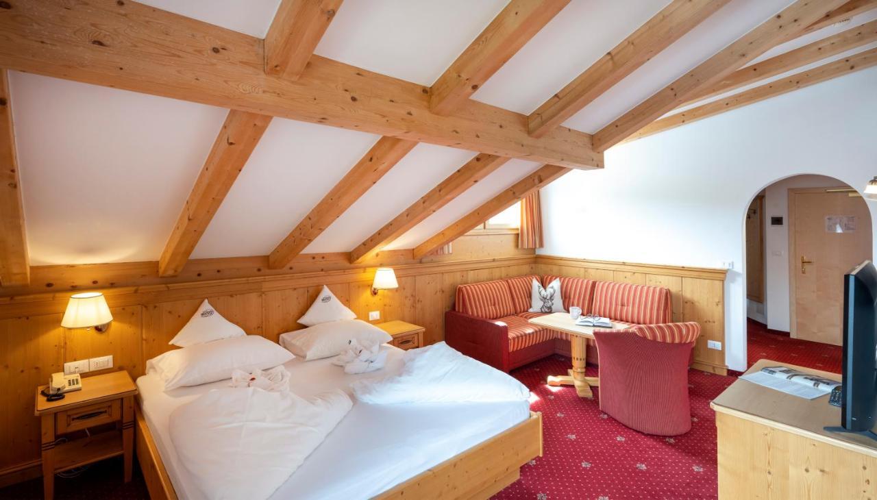 Hotel Bellavista Alpe Di Siusi Luaran gambar